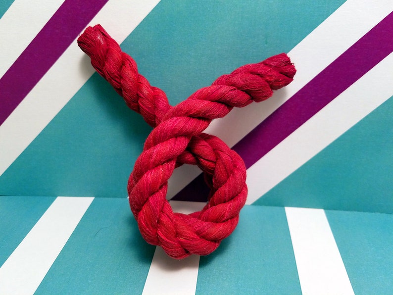 Vanellope Von Schweetz-Style "Licorice" Hair Tie
Analyze listing