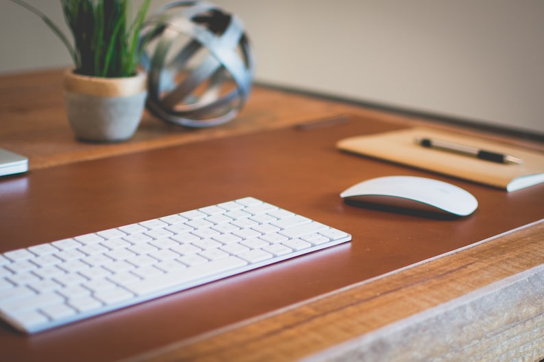 Personalized Desk Mat, Leather desk pad, gift for man, best husband gift, best dad gift, 3rd anniversary gift, gift for men, computer mat
