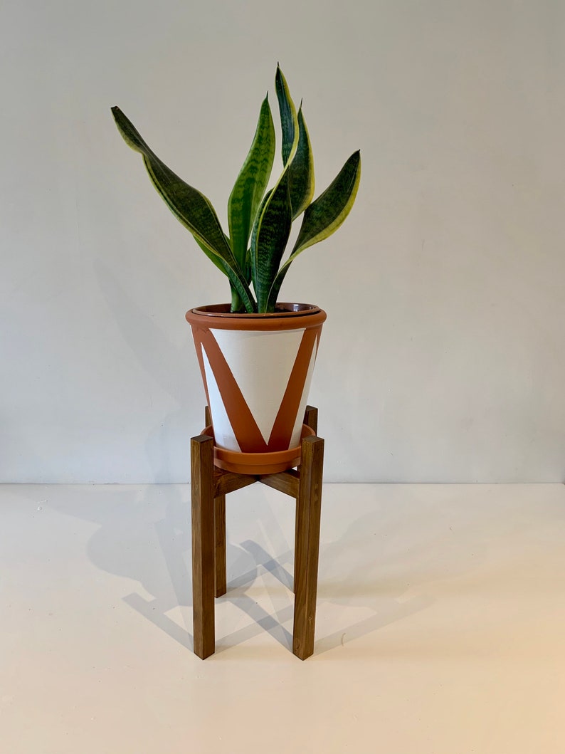 Plant pot Stand wooden stand in dark oak Planter holder in Solid Wood hand Painted Hand Made UK wood display in many size and colors
