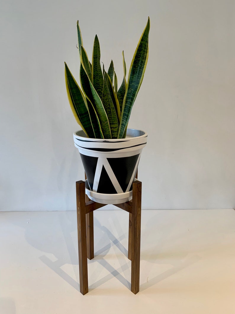 Plant pot Stand wooden stand in dark oak Planter holder in Solid Wood hand Painted Hand Made UK wood display in many size and colors
