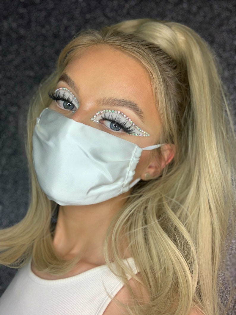 100% Mulberry Silk Face Mask - Breathable, Acne Prevention, Hypoallergenic, Lightweight, Adjustable, Reusable & Washable Silk Mask