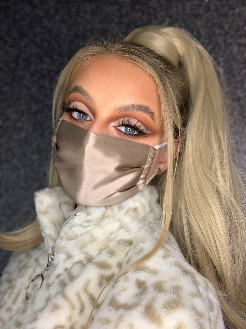 100% Mulberry Silk Face Mask - Breathable, Acne Prevention, Hypoallergenic, Lightweight, Adjustable, Reusable & Washable Silk Mask