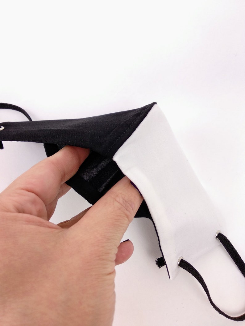 M&aacute;scara en blanco y negro, m&aacute;scara mitad negra mitad blanca, m&aacute;scara Ranboo, m&aacute;scara dividida en blanco y negro, dsmp, cosplay Ranboo