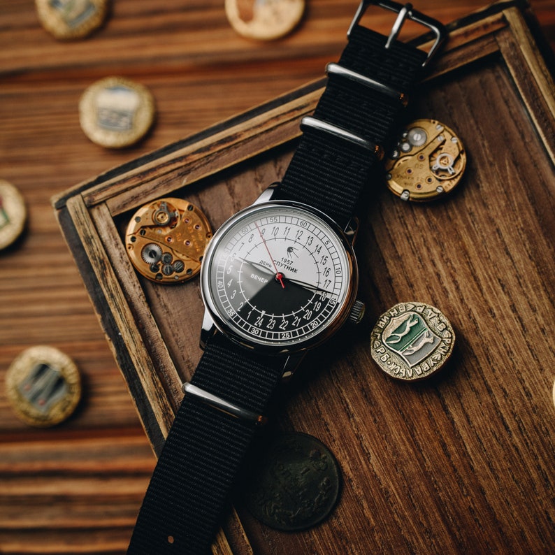 Sputnik "Day - Night" 24 Hour Vintage watch, Automatic Mens wrist watch. Vintage shop, Unique gift, Mechanical watches, Gift for him
