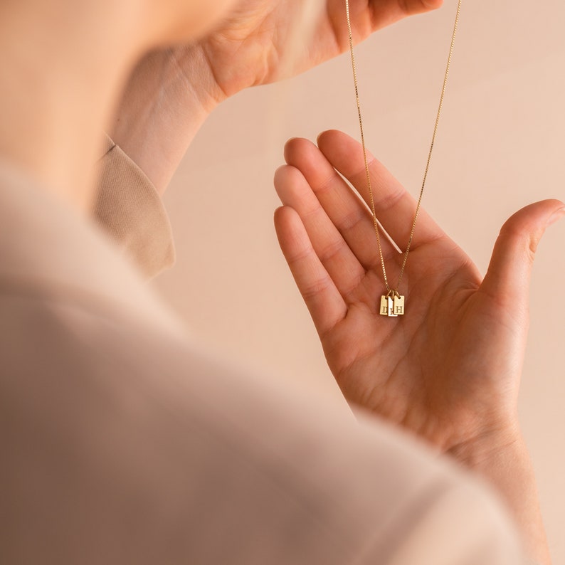 Dainty Initial Tag Necklace by Caitlyn Minimalist • Custom Engraved Letter Pendant Necklace in Box Chain • Bridesmaid Gifts • NM83bNIF33