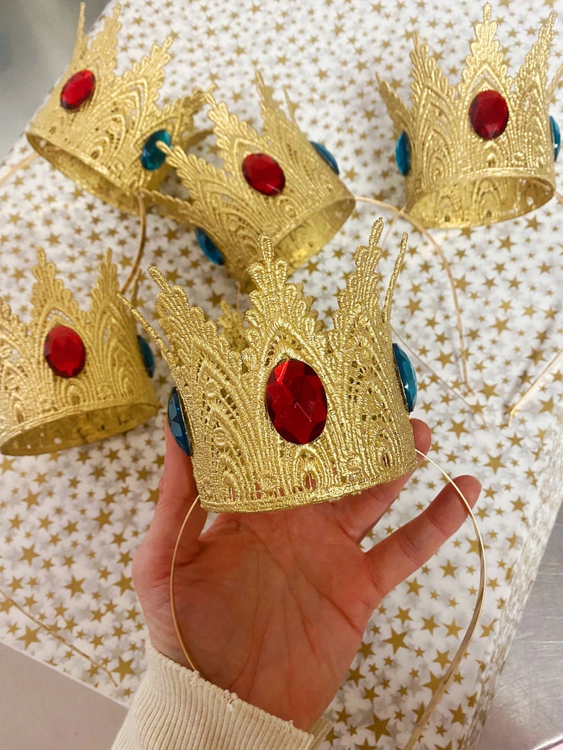 Princess Peach crown for birthday, costume, or dress up – Daisy & Rosalina options | Princess headband for kids and adults
Analyze listing
