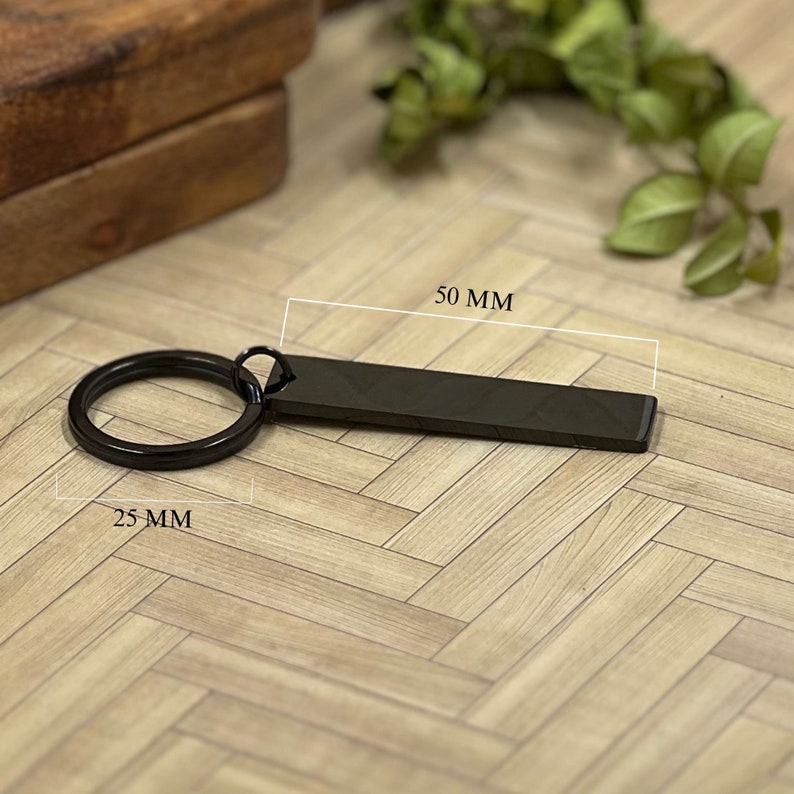 Stainless Steel Keychain, Custom Engraved Key Chain Personalized Gifts for Him, Best Friend Gifts Gifts for Mom Birthday Gift Boyfriend