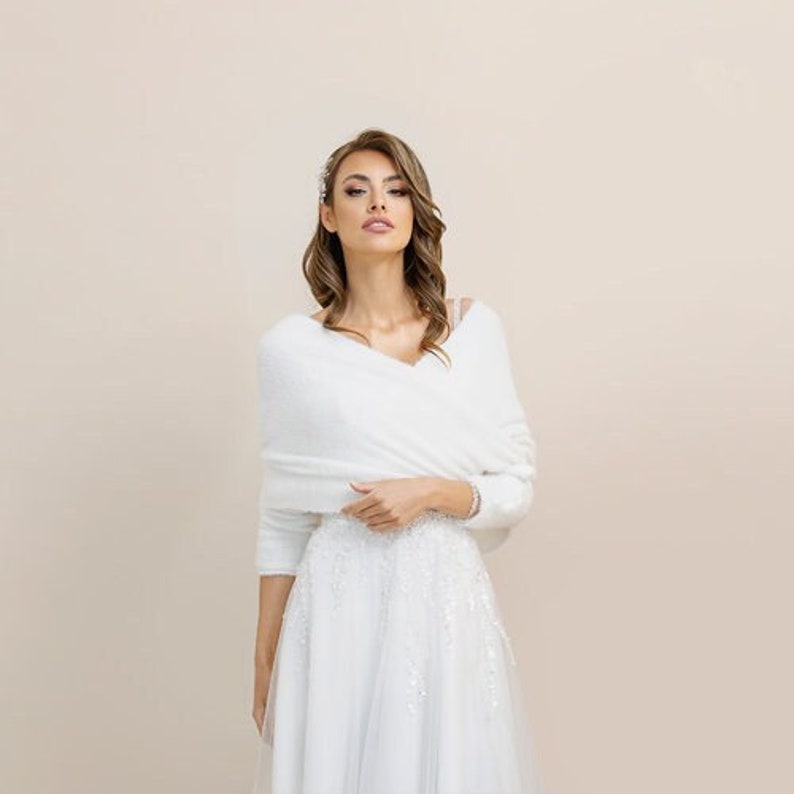 Bridal Stole | Wedding Cape | Wedding Cover Up | Wedding Bolero for the Bride | Wedding Sweater | Bridal Jacket | Wedding Shawl | White