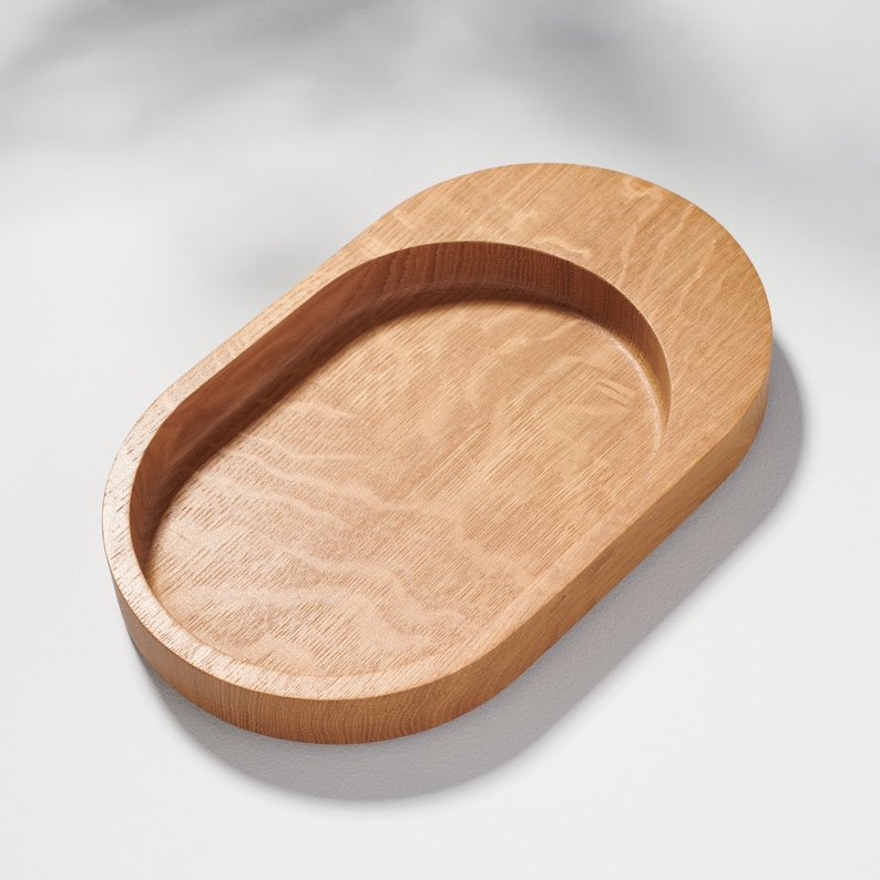Large Oval Shaped White Oak Catchall Modern Valet Tray
Analyze listing