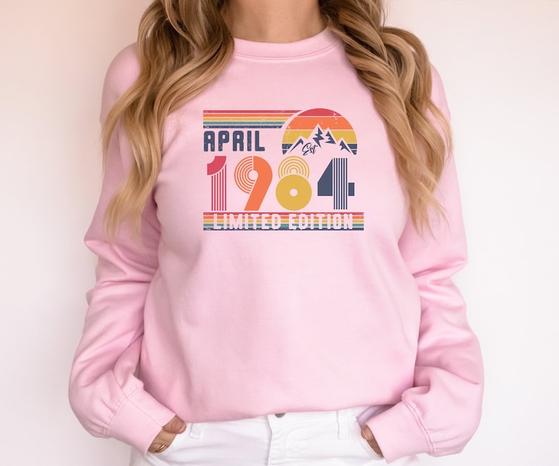 1986 Retro Birthday Sweatshirt &ndash; Vintage 40th Birthday Gift &ndash; Unisex T-Shirt for Men & Women &ndash; Classic 90s Style Party Anniversary Outfit