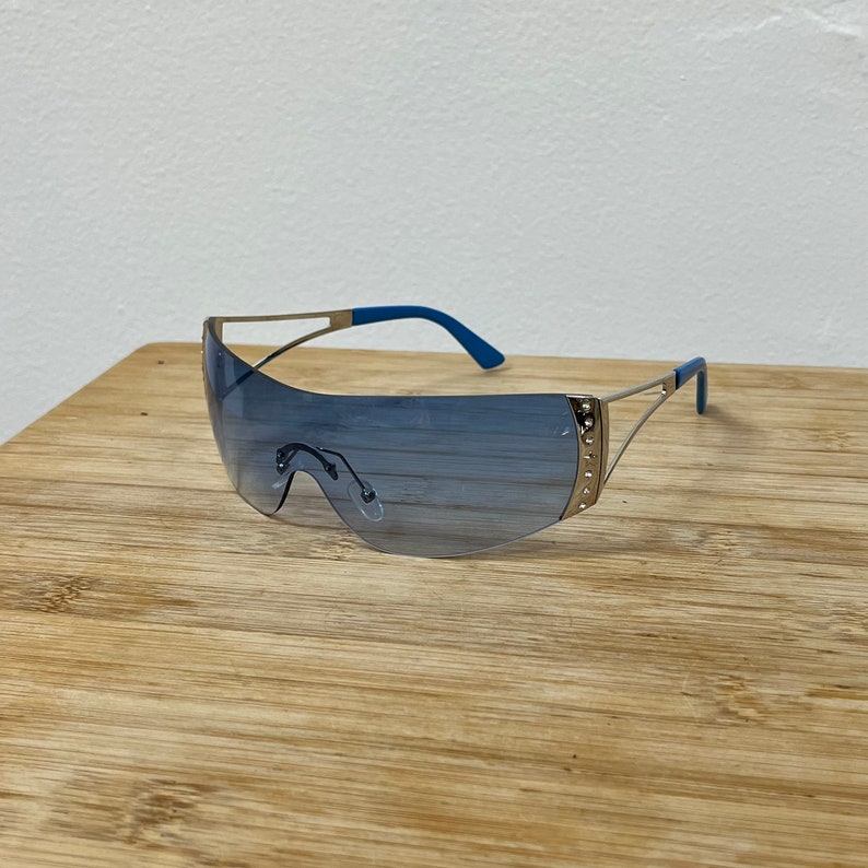 Y2K Sunglasses Star Wrap Around Glasses Retro Fashion Accessories for Women Men