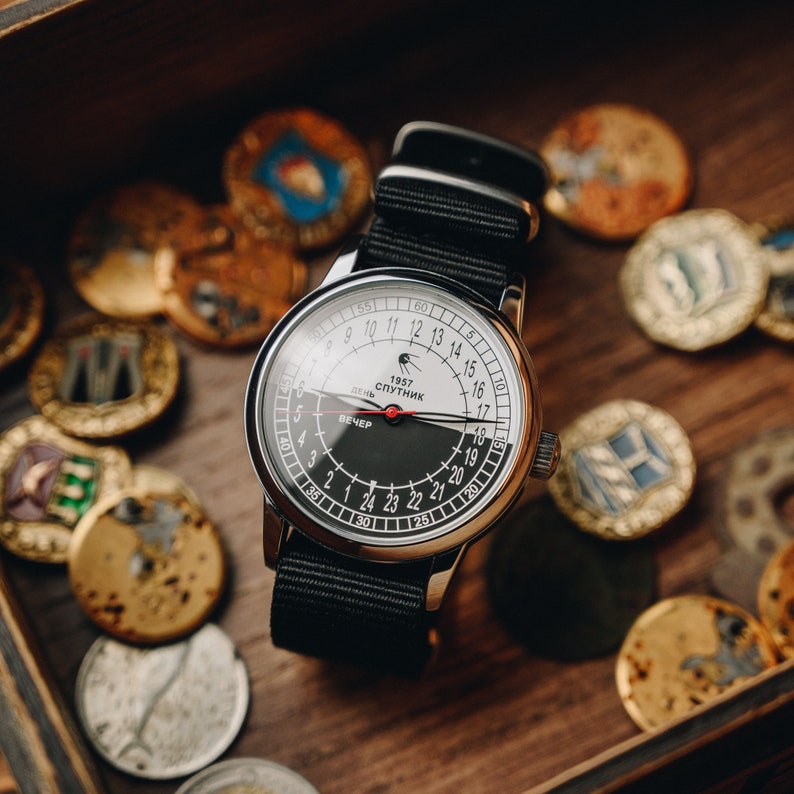 Sputnik "Day - Night" 24 Hour Vintage watch, Automatic Mens wrist watch. Vintage shop, Unique gift, Mechanical watches, Gift for him