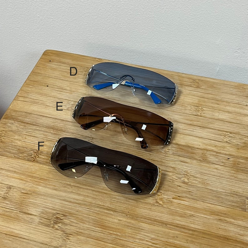 Y2K Sunglasses Star Wrap Around Glasses Retro Fashion Accessories for Women Men