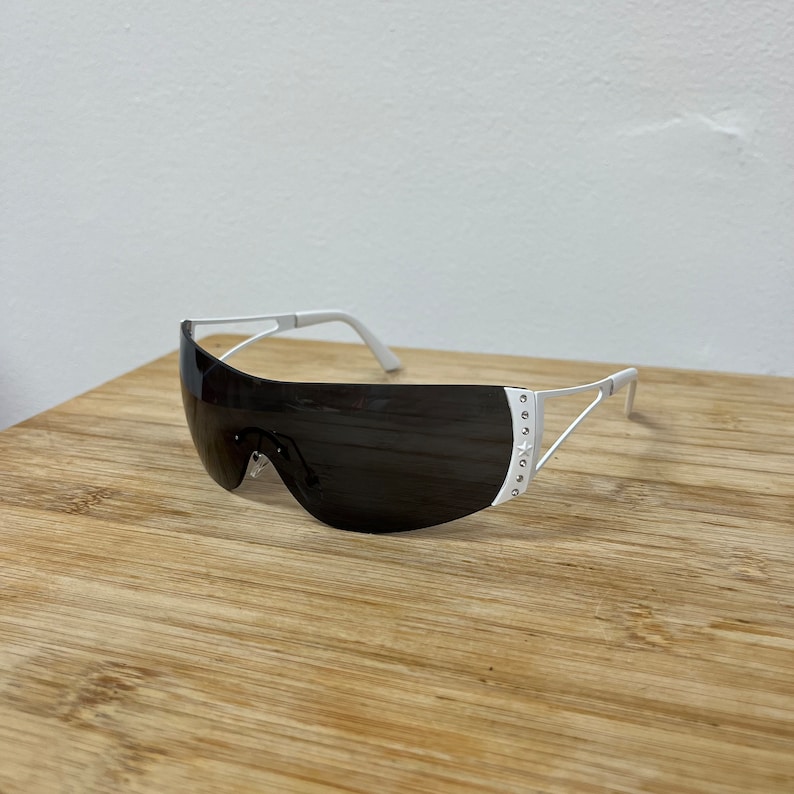 Y2K Sunglasses Star Wrap Around Glasses Retro Fashion Accessories for Women Men