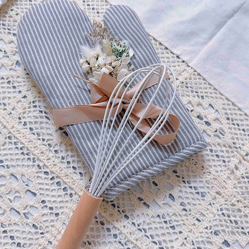 Engraved Rolling Pin, Custom Name Silicone Frying Spatula and Egg Beat, Engraved Baking Tool, Housewarming Gift, Cooking Gift Box
