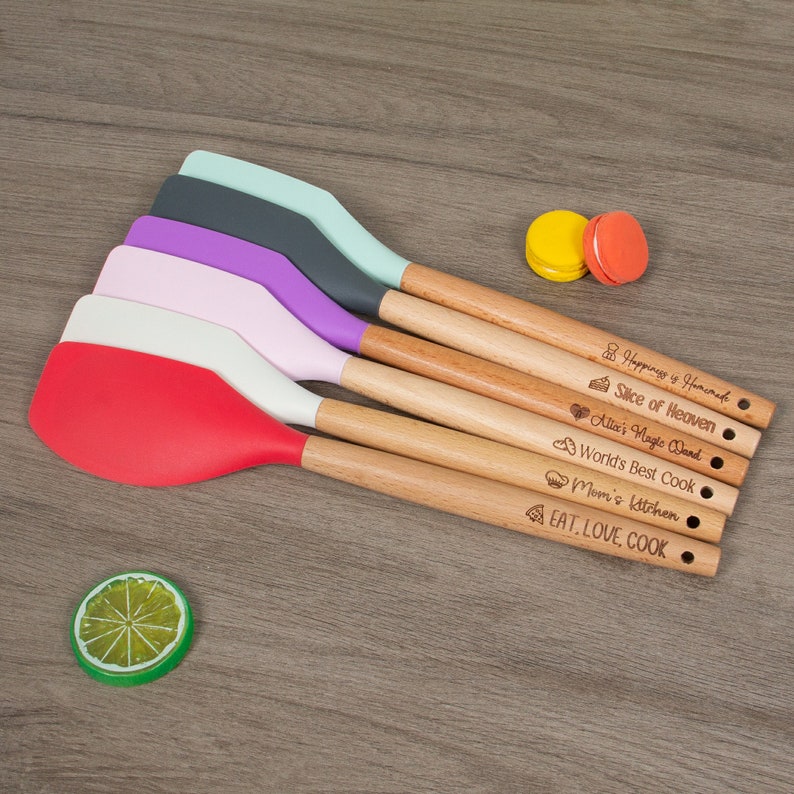 Custom Engraved Silicone Spatula: Personalized Wooden Handle Kitchen Tool
Analyze listing