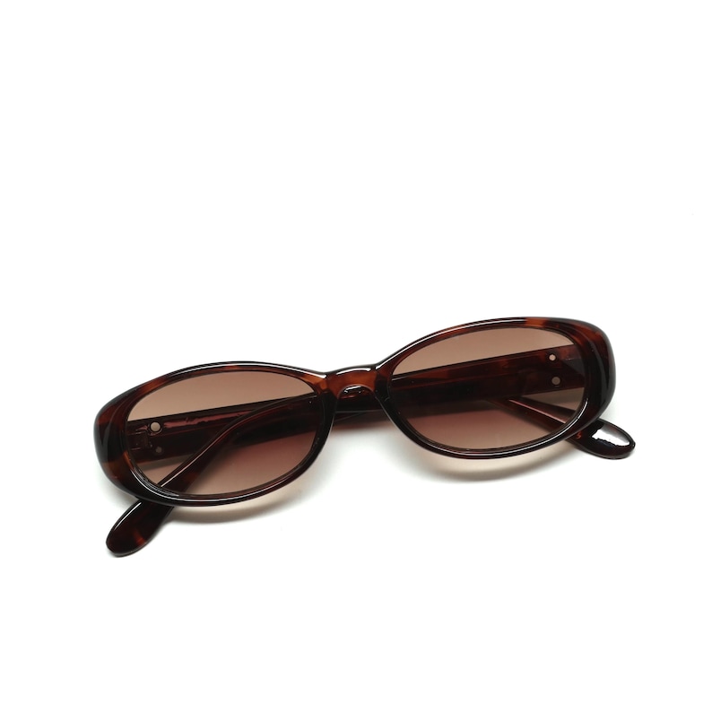 Authentic Vintage 90s Made Slim Tortoise Oval Slotted Sunglasses