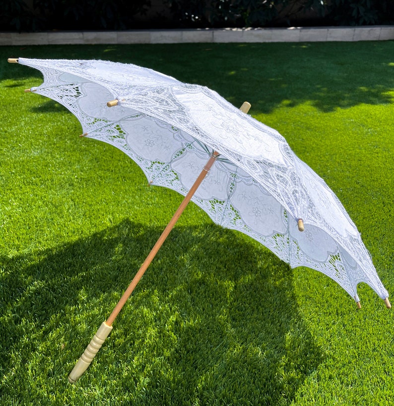 Handmade Victorian Cotton Lace Parasol, Wedding Decoration, Photo Prop