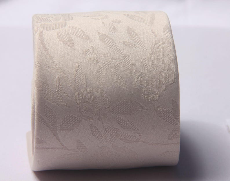 Champagne ties for men,Groomsman stylish Tie match grey bird,silk tie,groom tie,Wedding tie,tie for dad,father's tie, elegant tie,formal tie