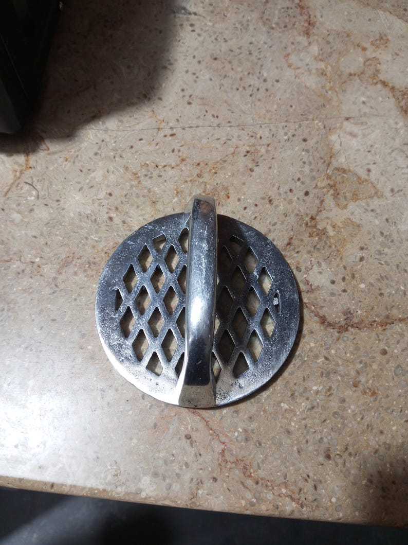 Set of 2 Roghni Naan Sancha | Kitchen Gift | Tandori Roti designed pattern | Bread Pizza Dough Stamp | Cooking kitchen Utensil Tool | Thapa
Analyze listing