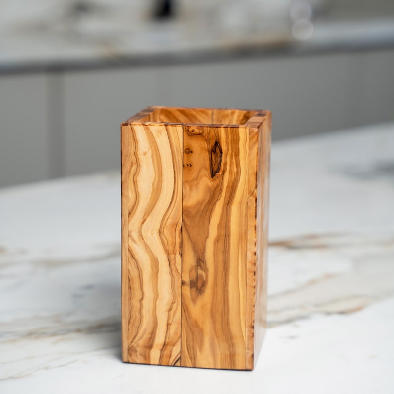 Artisan Olive Wood Kitchen Utensil Set: 6-Piece Mediterranean Cooking Spoons
