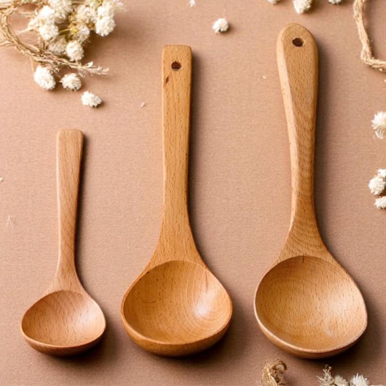 Handcrafted Beech Wood Ladle – Natural Wooden Soup Spoon (3 Sizes)
Analyze listing