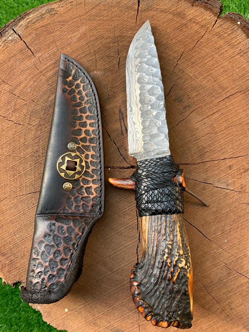Handmade Damascus Steel Art Deer Antler Handle, Leather Sheath
Analyze listing