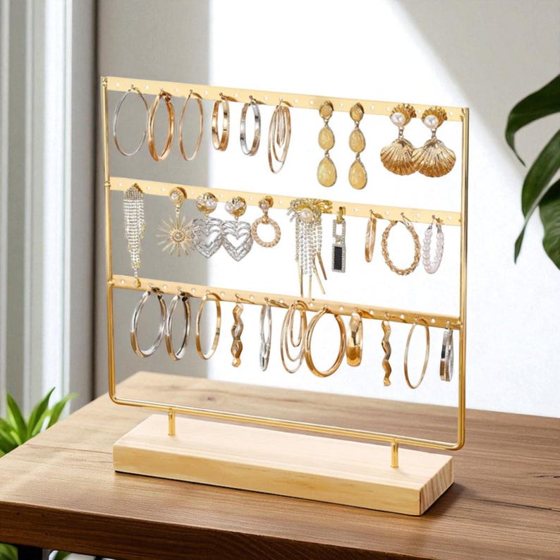 Wooden Jewelry Stand Organizer: Gold Earring Display Holder
