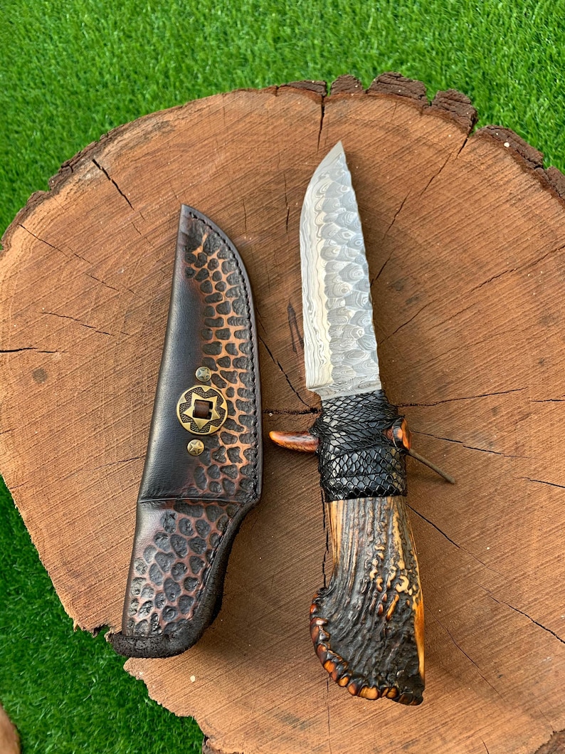 Handmade Damascus Steel Art Deer Antler Handle, Leather Sheath
Analyze listing
