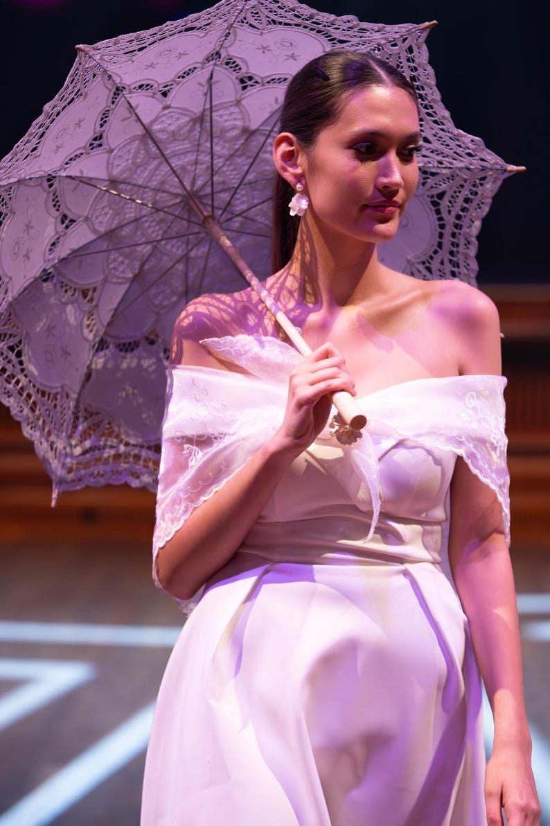 Filipiniana Parasol | 'Payong' lace wedding parasol inspired by the Philippines