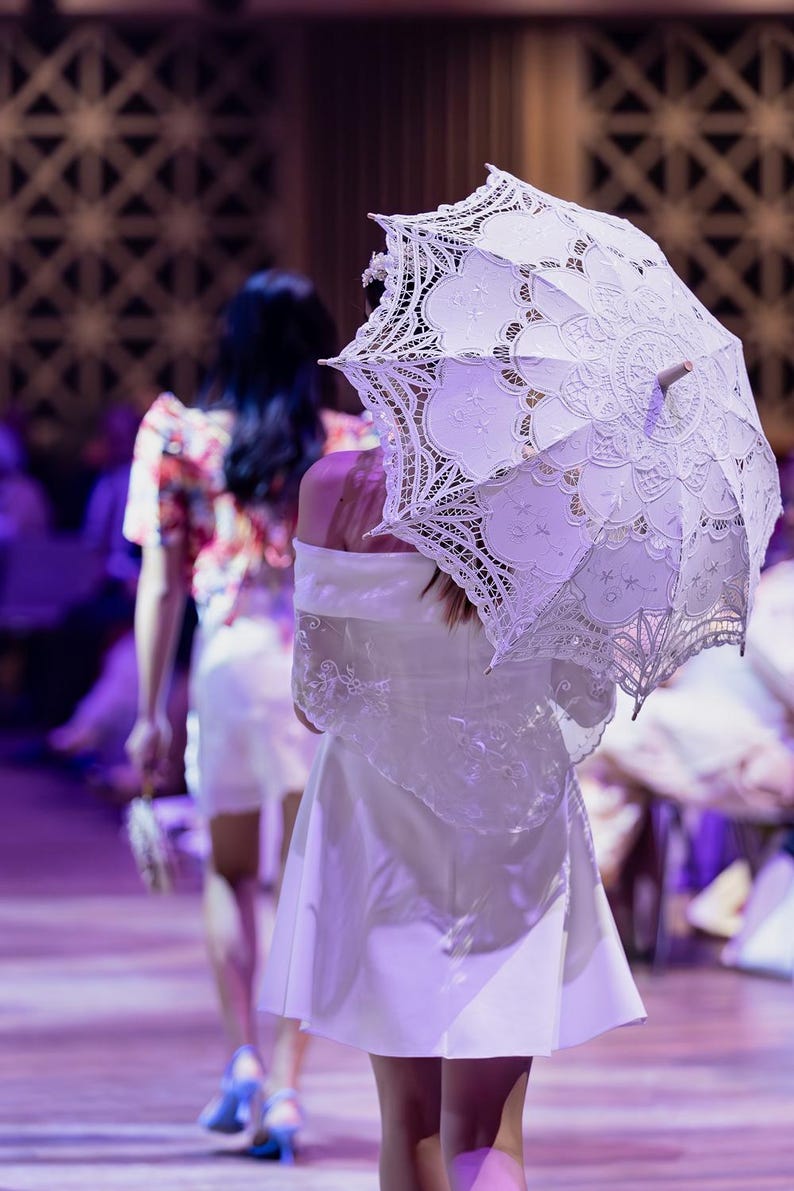 Filipiniana Parasol | 'Payong' lace wedding parasol inspired by the Philippines