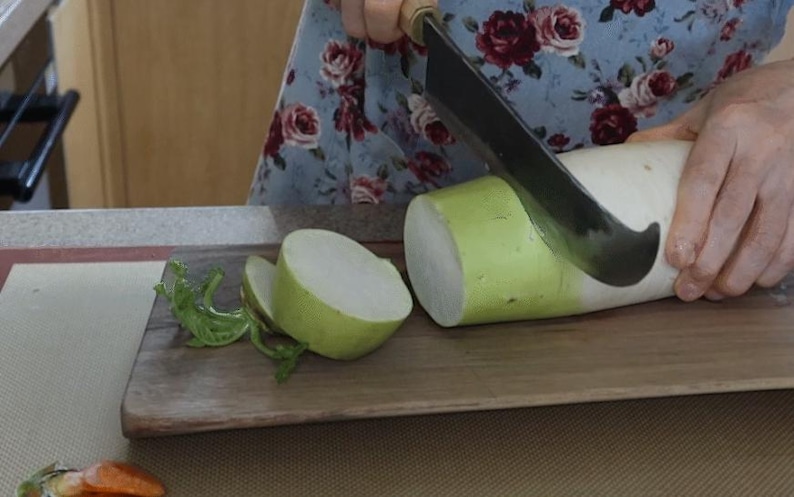 Handmade Korean Traditional forged beoseonko knife 24cm * 7cm
Analyze listing