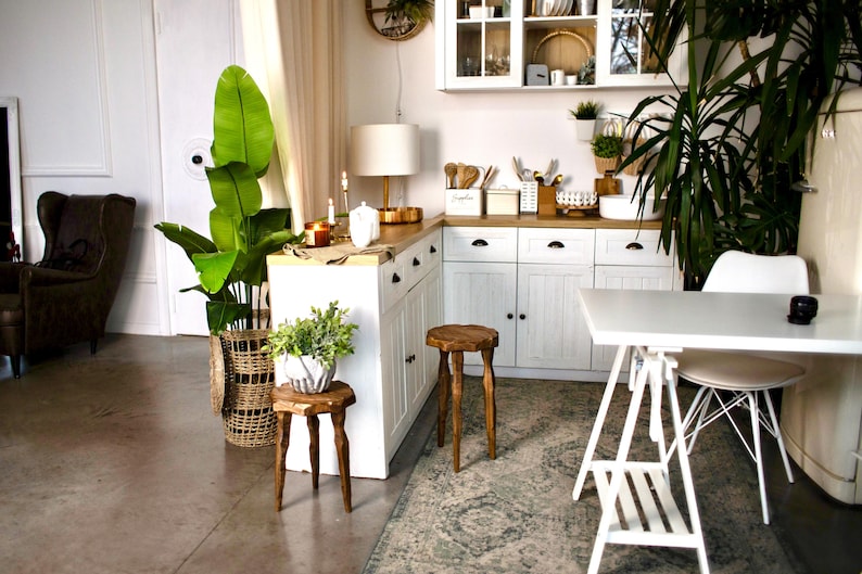 Wood Plant Stand Tripod Stool, Bathtub Side Table, Small End Table