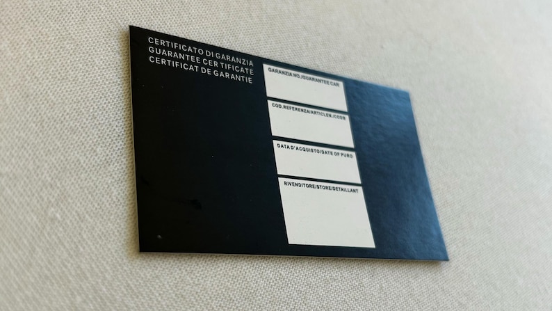 Vintage Dolce & Gabbana sunglasses for men - Elegant sunglasses with gold rims