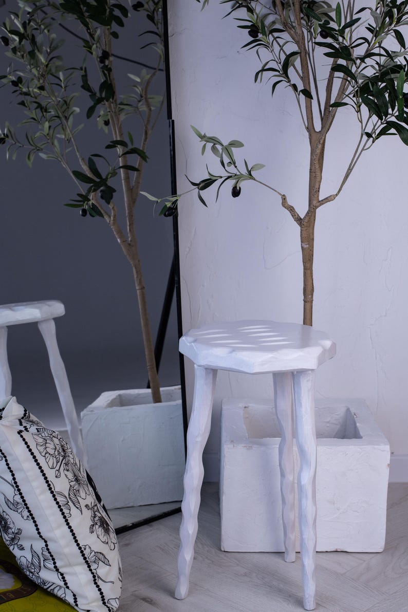 Wood Plant Stand Tripod Stool, Bathtub Side Table, Small End Table