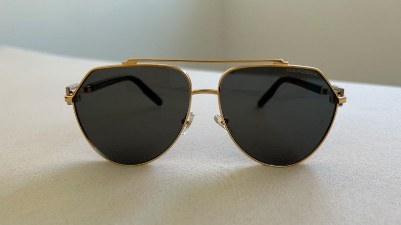 Vintage Dolce & Gabbana sunglasses for men - Elegant sunglasses with gold rims