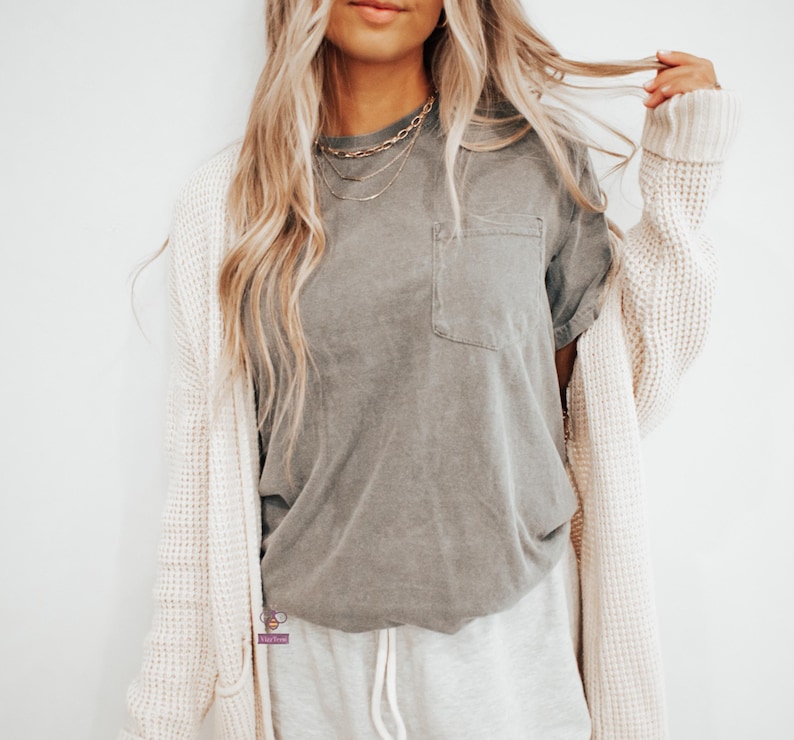 Comfort Colors&reg; Pocket Shirt, Blank Shirts, Personalizable T-Shirts, Trendy Unisex Custom T-shirts, Women Shirts, Men Tee